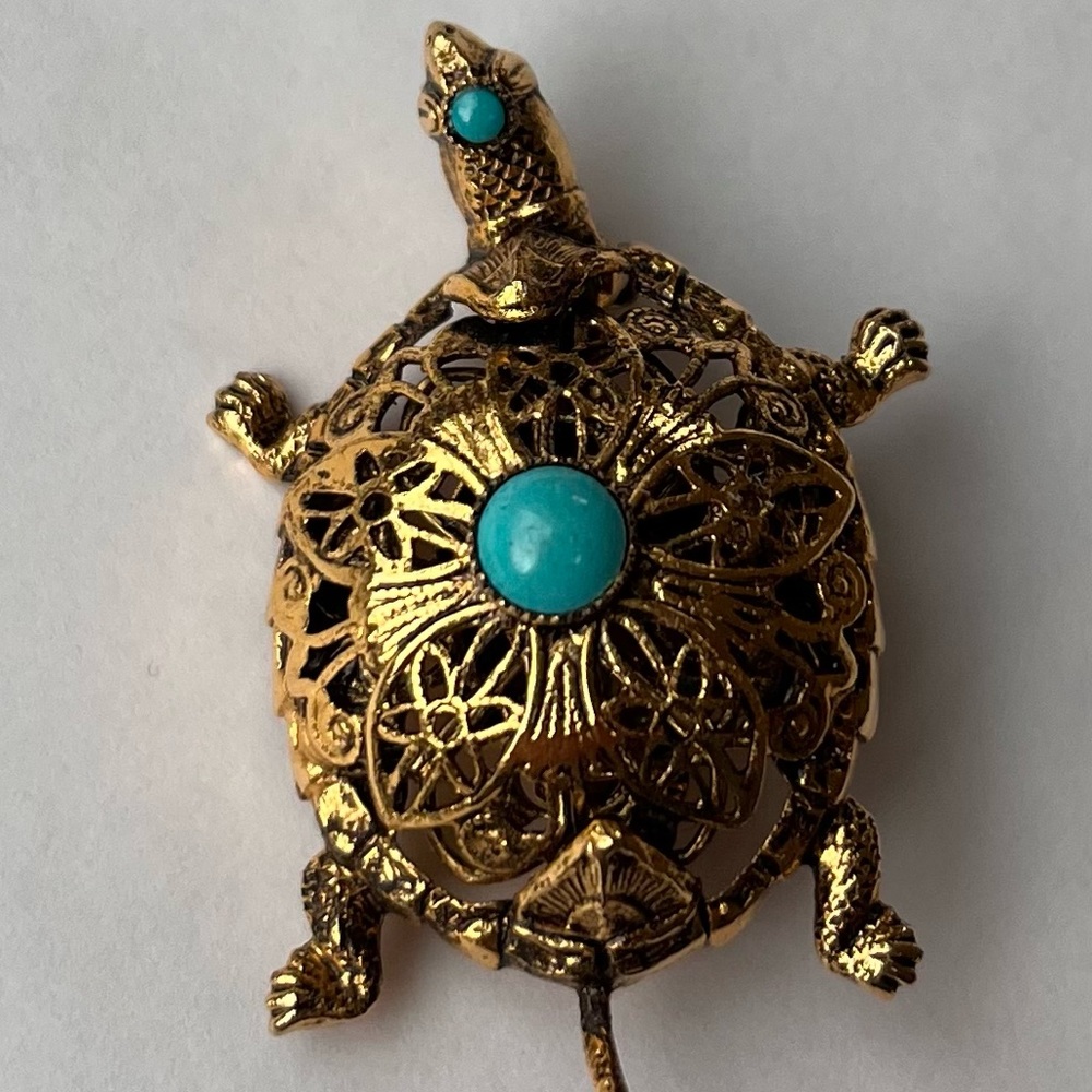 Vintage turtle pin